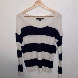 Blue white strip top